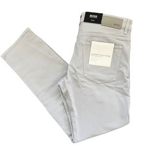 Hugo Boss Men’s cashmere- touch denim jeans size 34/30 NWT